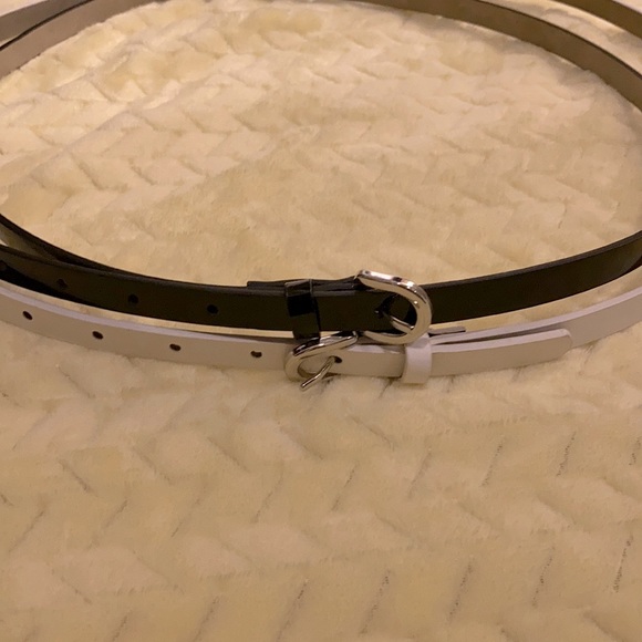 2 Patent Skinny Belts Black White XL NEW - Picture 3 of 3